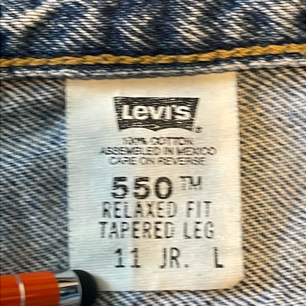 Vintage Levi’s 550 Womens Sz 27 High Waist Mom Jeans Straight Leg Light Wash Y2K - Picture 4 of 8